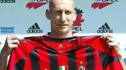 辽篮启动归化球员策略，广东队徐昕遭遇伤病！同曦队发布新援名单，郭艾伦炮轰广州队友